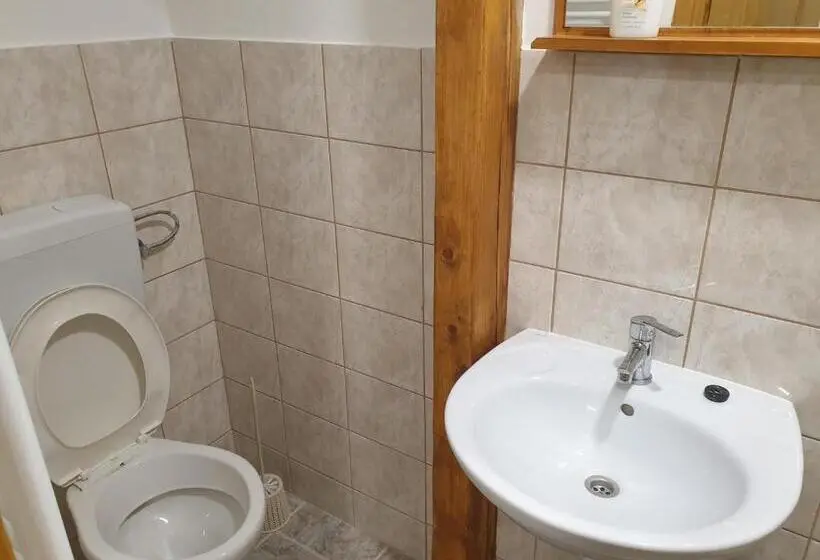 اتاق خانوادگی, Fehérkőlápa Turistaház Panzió