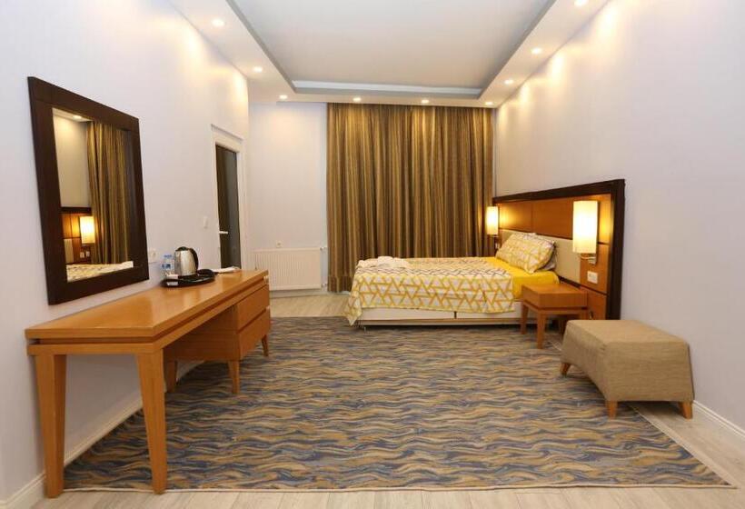 Номер Стандарт Трехместный, Kommageneiz