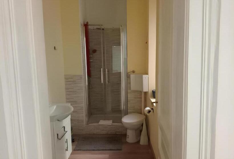 اتاق استاندارد با تخت بزرگ, Brioni