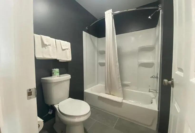 デラックススタジオ, Relax Inn Plaquemine