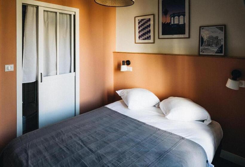 基本间, Les Chouettes Hostel