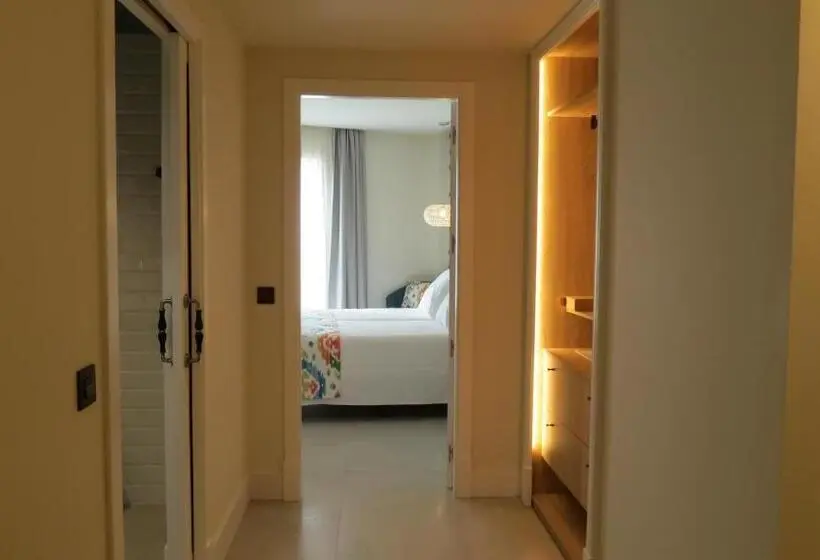 １ベッドルームのデラックスアパートメント, La Puerta De Nerja Boutique   Adults Recommended