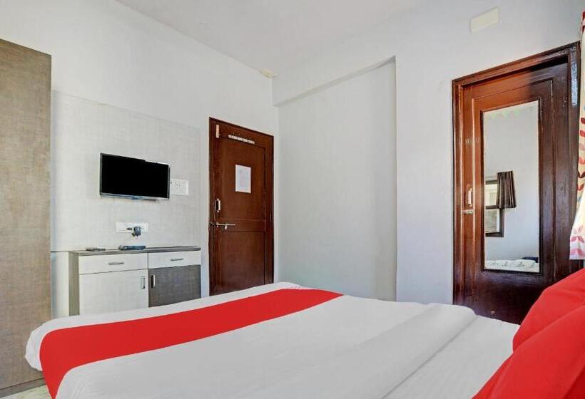 트리플 클래식 룸, Vaccinated Staff - Oyo 79463 Hotel Maan