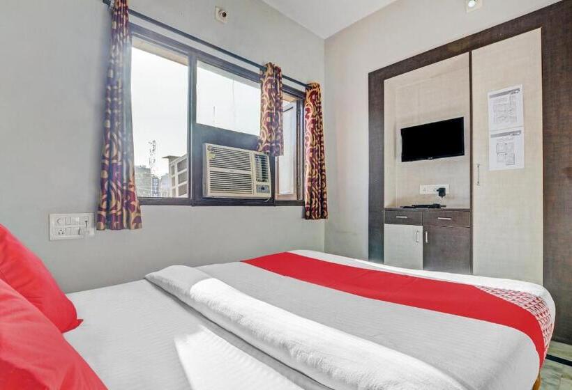 트리플 클래식 룸, Vaccinated Staff - Oyo 79463 Hotel Maan