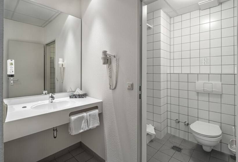 Номер Стандарт Индивидуальный, Center Hotel Kaiserhof