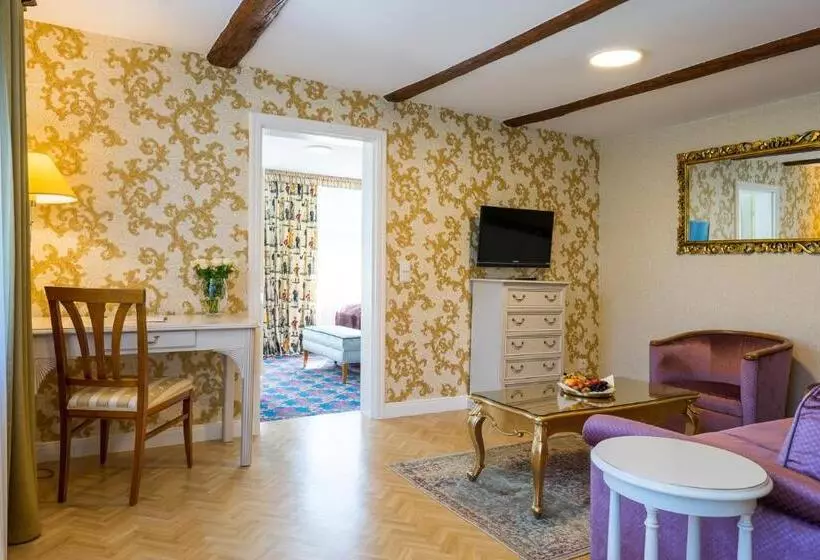 Perhehuone, Boutiquehotel Schloßpalais