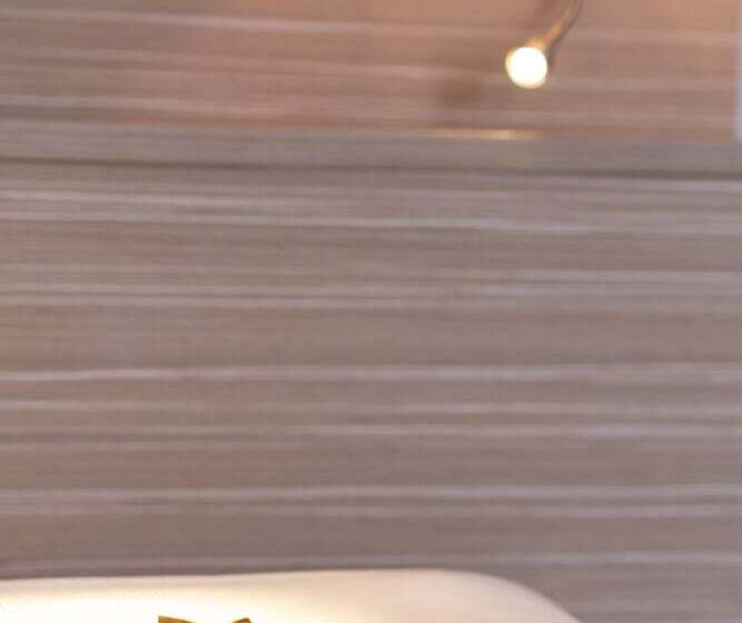 四人标准间, Bär