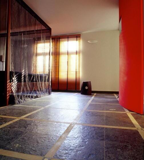 스탠다드 자쿠지 룸, Der Zauberlehrling