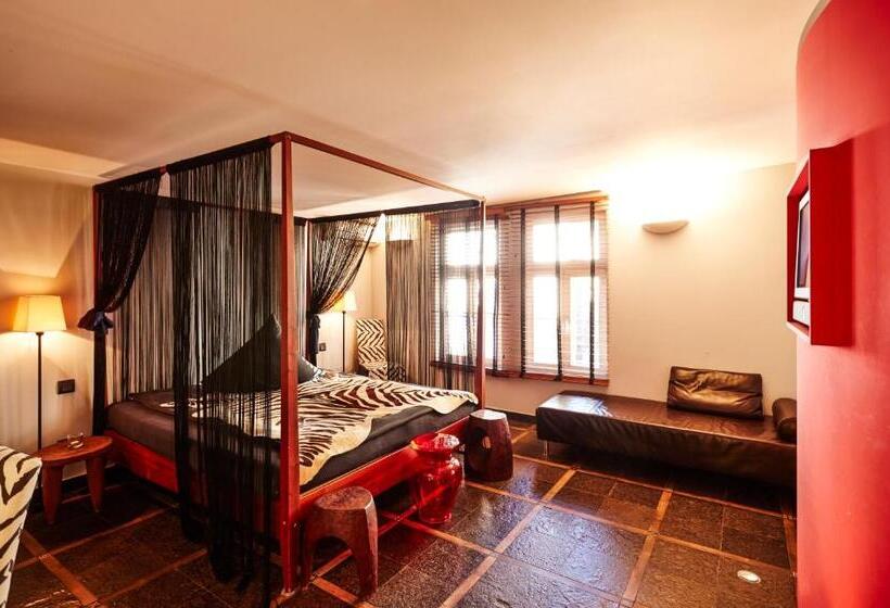 스탠다드 자쿠지 룸, Der Zauberlehrling