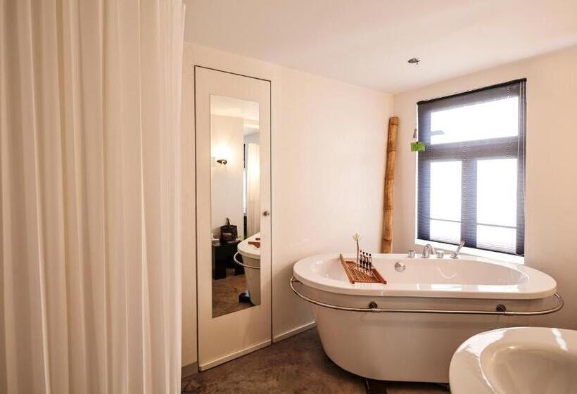 스탠다드 룸, Der Zauberlehrling