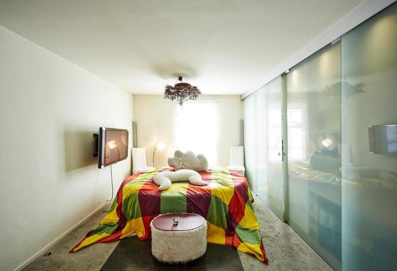 디럭스 룸, Der Zauberlehrling