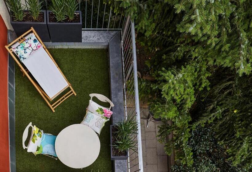 스탠다드 발코니 룸, Der Zauberlehrling