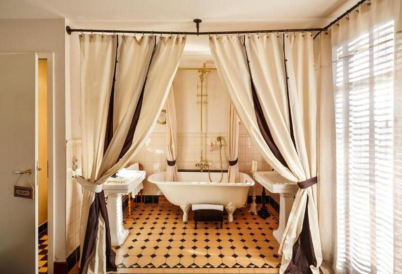 스탠다드 발코니 룸, Der Zauberlehrling