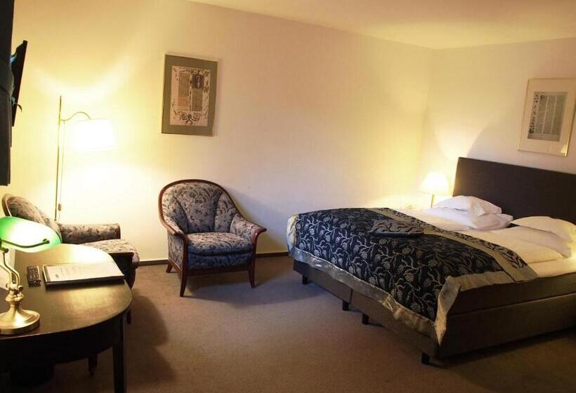 Standard Single Room, Falderhof