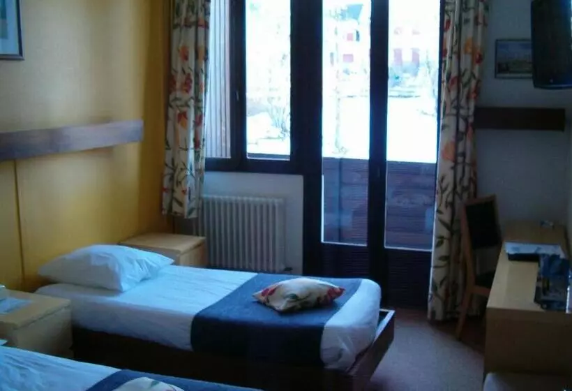 Standard-huone Parveke, Le Grand Hôtel De Besse