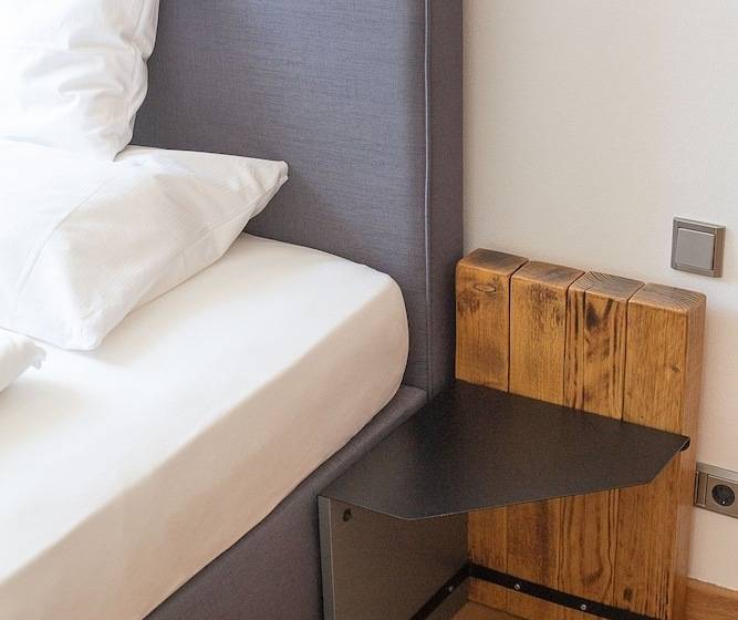 비즈니스룸, Mutterhaus Düsseldorf