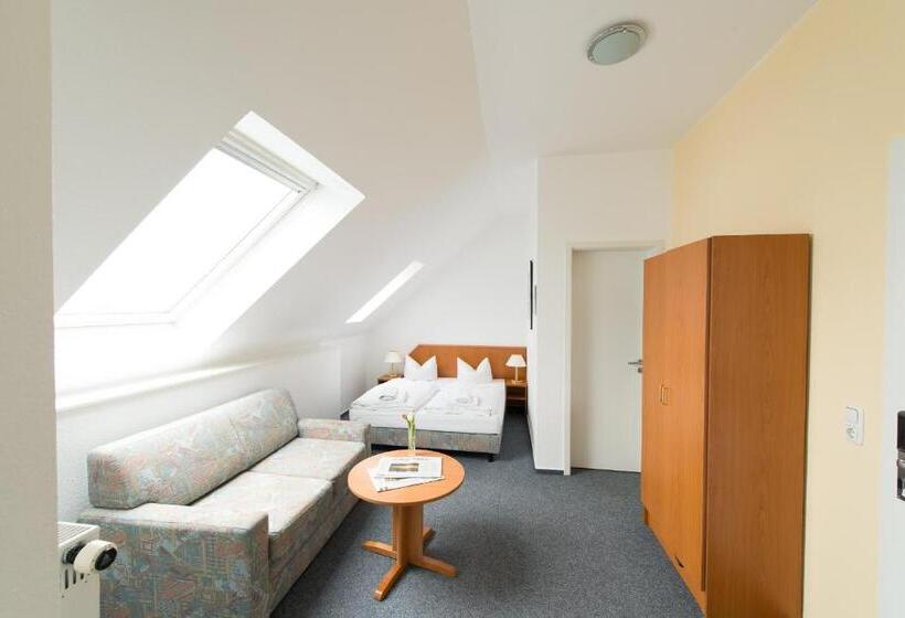 标准三人间, Goethe Hotel Messe By Trip Inn