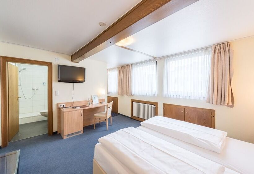 غرفة عائلية, Windsor