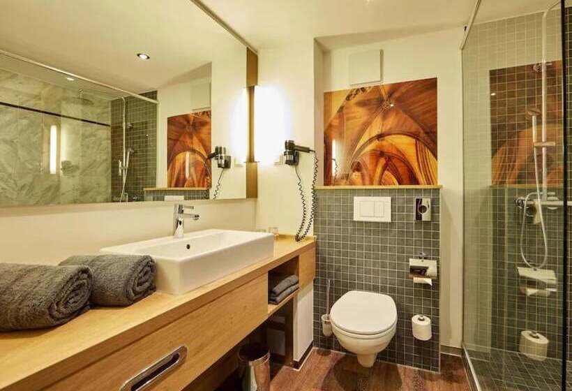 חדר סופריור, Augustiner