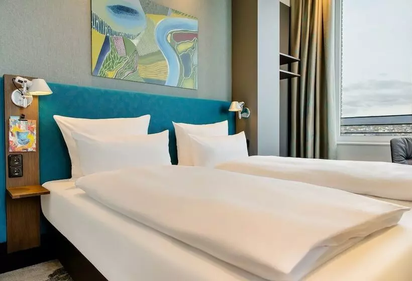 コンフォートルーム, Motel One Wiesbaden