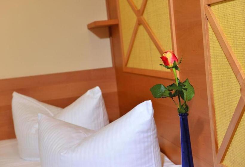 Номер Стандарт Индивидуальный, Strandhotel Seerose