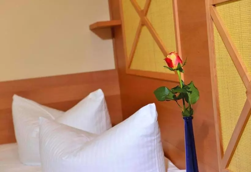 Standardeinzelzimmer, Strandhotel Seerose