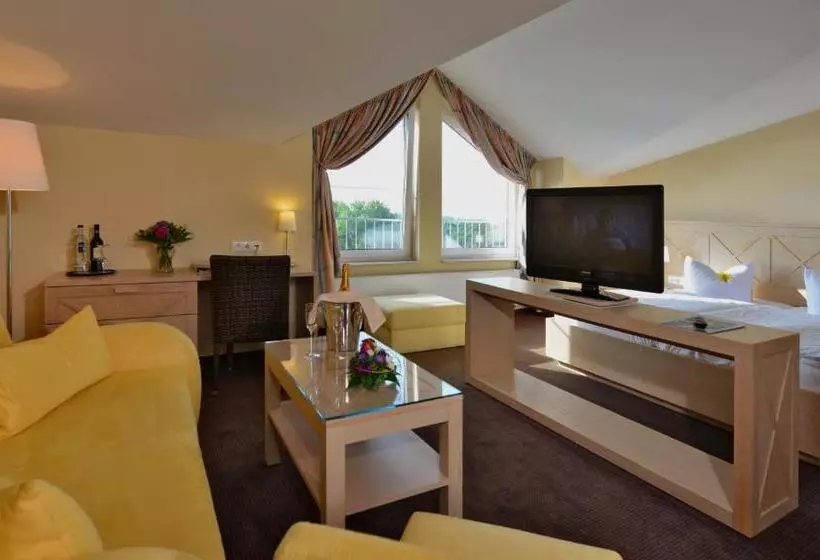 Familienzimmer, Strandhotel Seerose