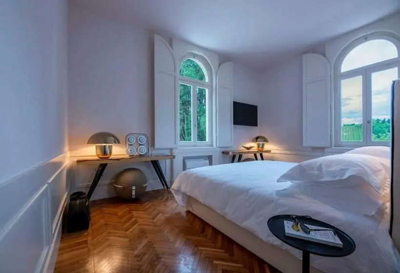 スイート, Villa Monty Banks