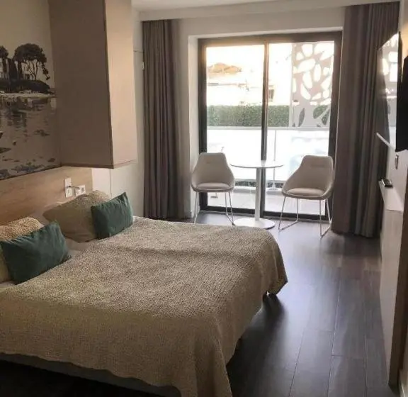 テラス付きスタンダードルーム, Lagrange Apart Hôtel Antibes Olympie