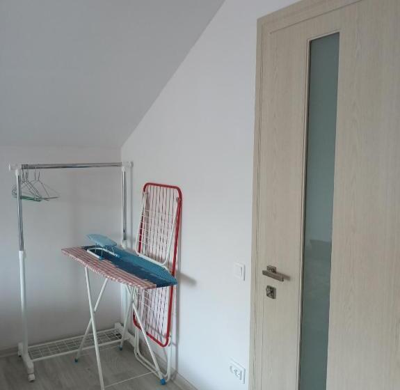 سوئیت با بالکن, Family Apartments Dorobok