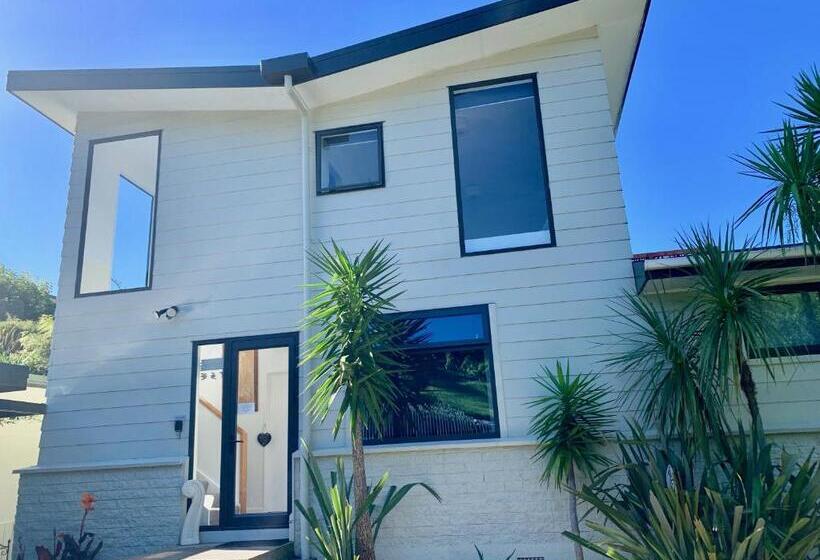 침실 2개 아파트, Koru Havenz