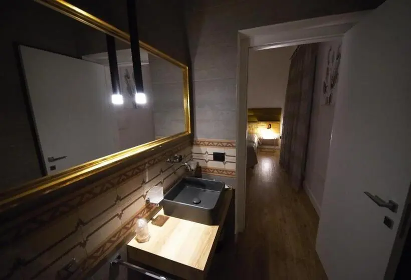 キングサイズベッドのデラックスルーム, My House Luxury Home