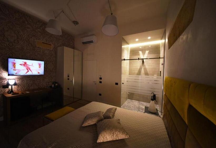 Номер Deluxe Кровать Кинг, My House Luxury Home