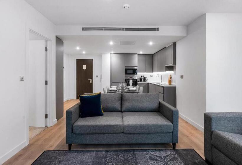 Апартаменты 2 Спальни, Citysuites 2 Apart