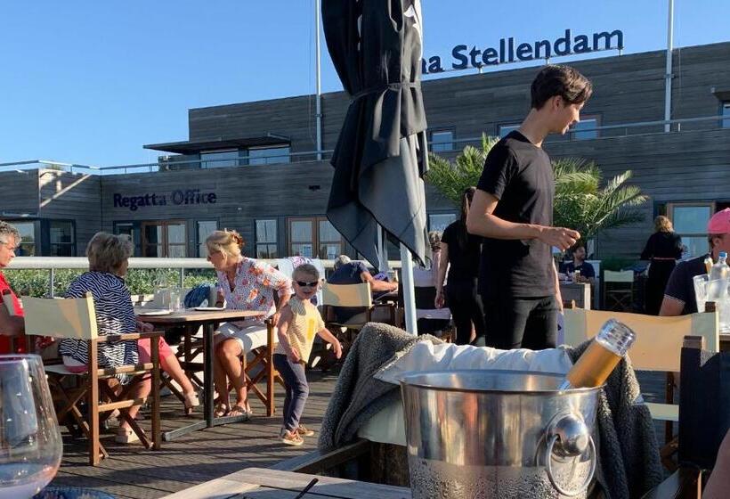 Escritório Estándar, Dock Hotel Stellendam