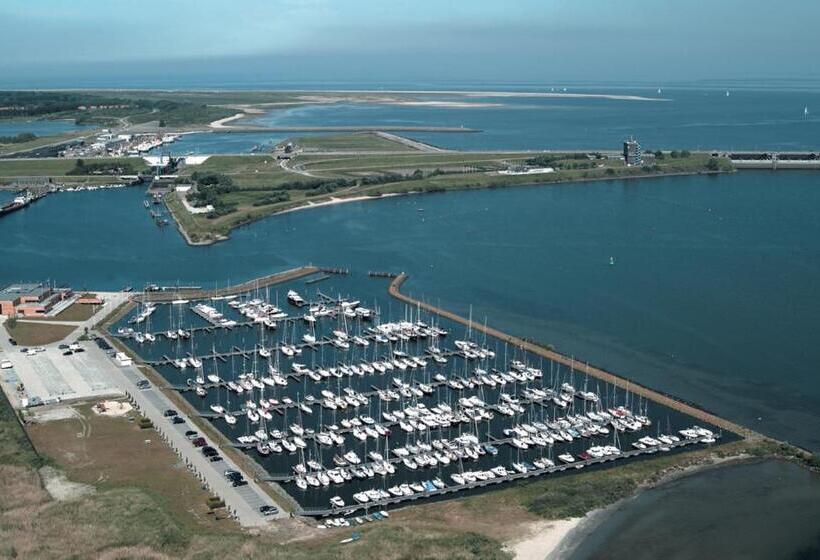 Quarto Estandar, Dock Hotel Stellendam