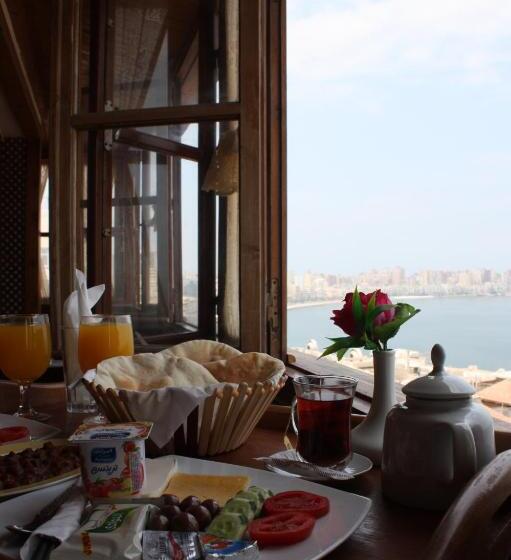 Triple Room Sea View, Misr