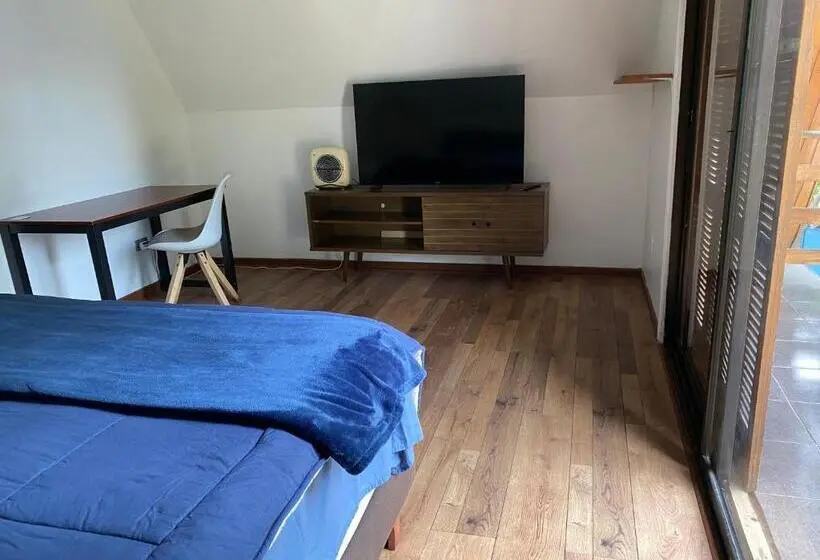 バルコニー付きデラックスルーム, Maktvb Costanera Hostal Boutique