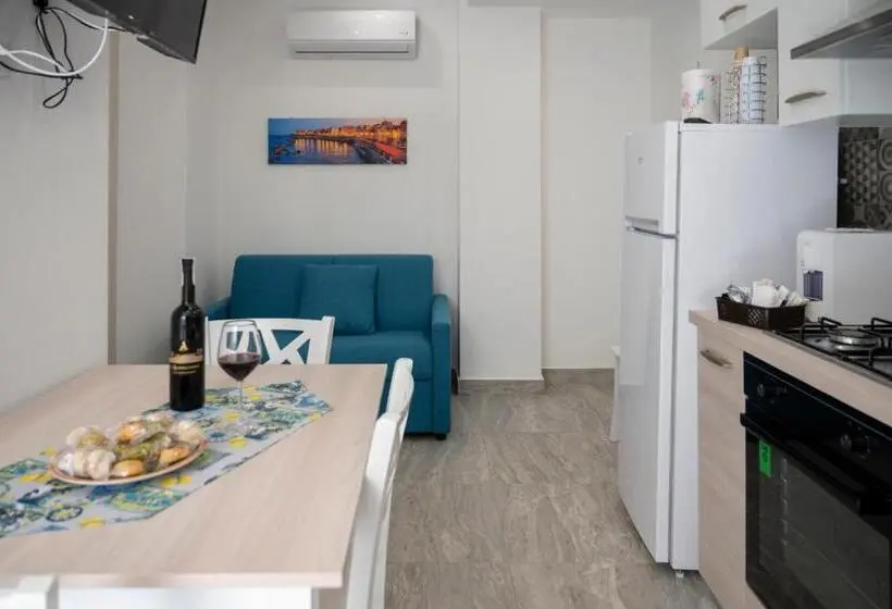 １階の１ベッドルームアパートメント, White Apartments & Spa
