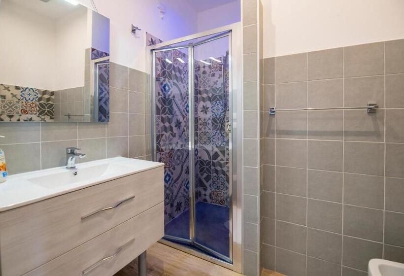 Апартаменты 1 Спальня Вид на Море, White Apartments & Spa