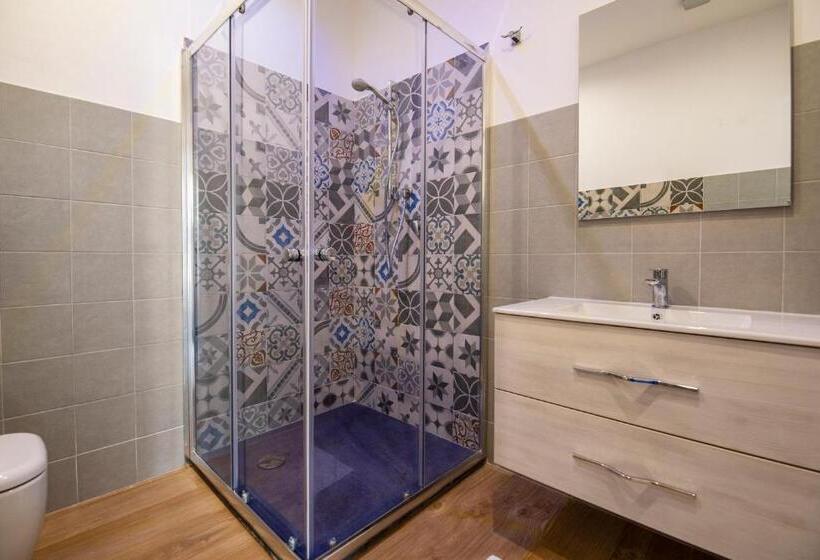 Апартаменты 1 Спальня Вид на Море, White Apartments & Spa