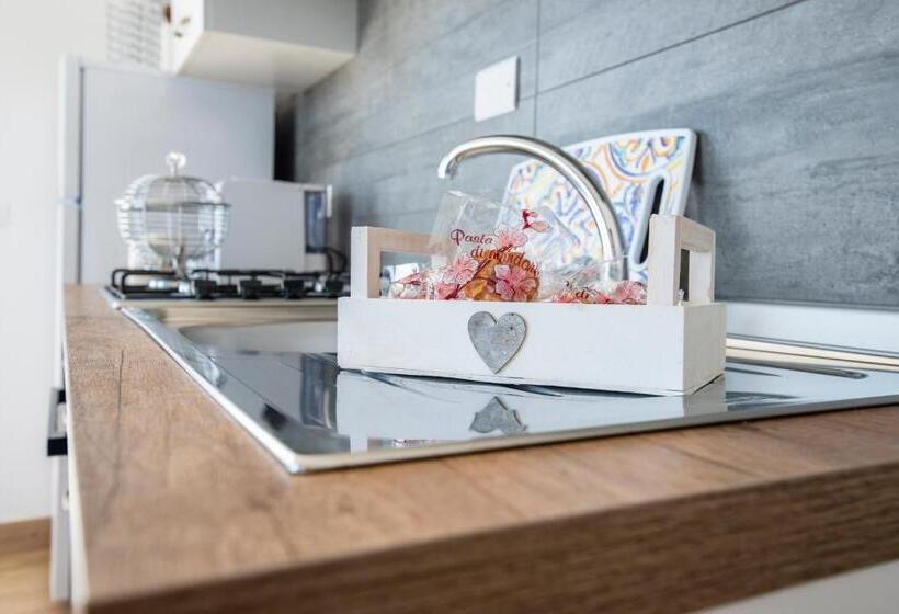 带1个卧室的带海景的公寓, White Apartments & Spa