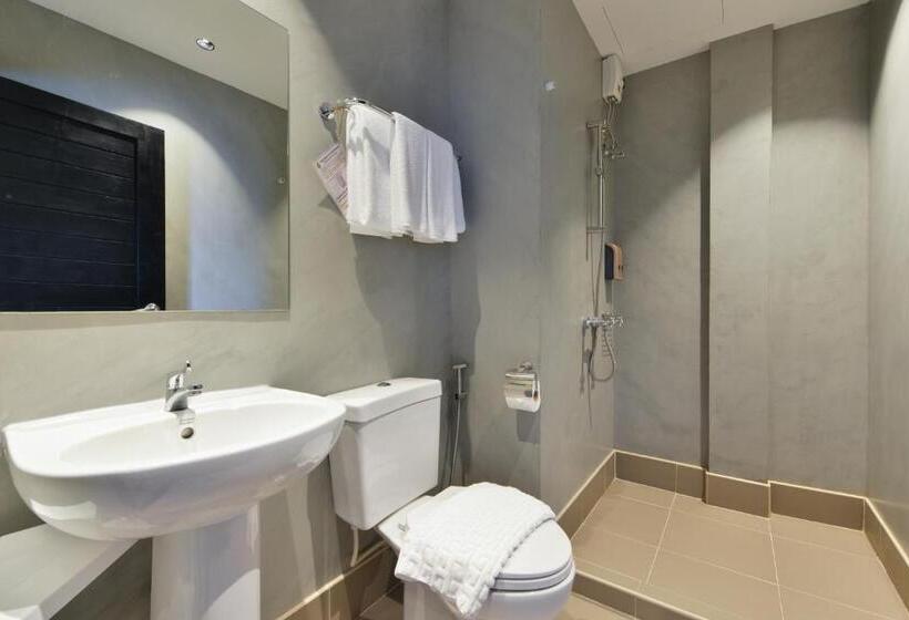 اتاق سوپریور با تخت بزرگ, Old Thai Heng