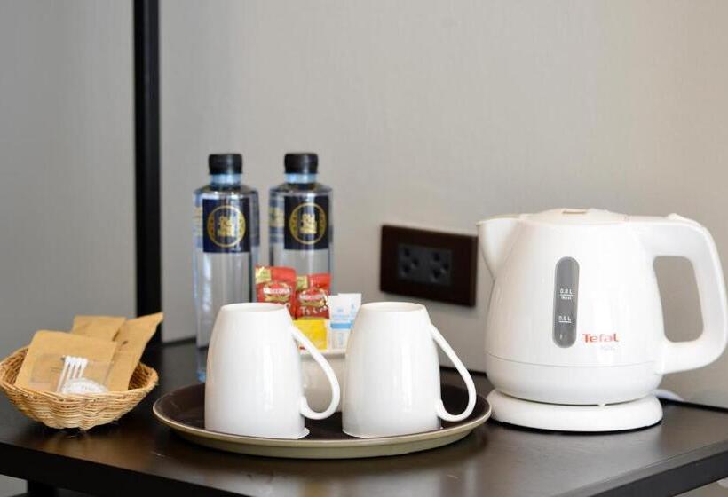 اتاق کلاسیک چهارنفره, Old Thai Heng