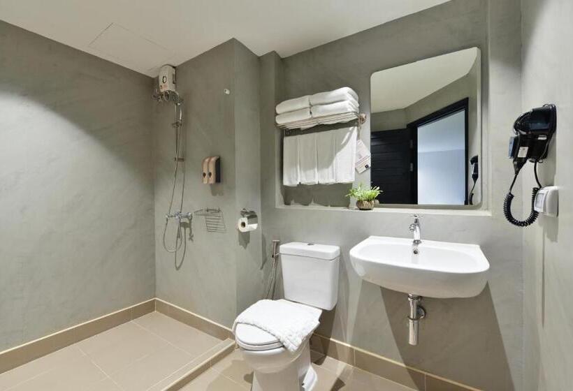 اتاق کلاسیک چهارنفره, Old Thai Heng