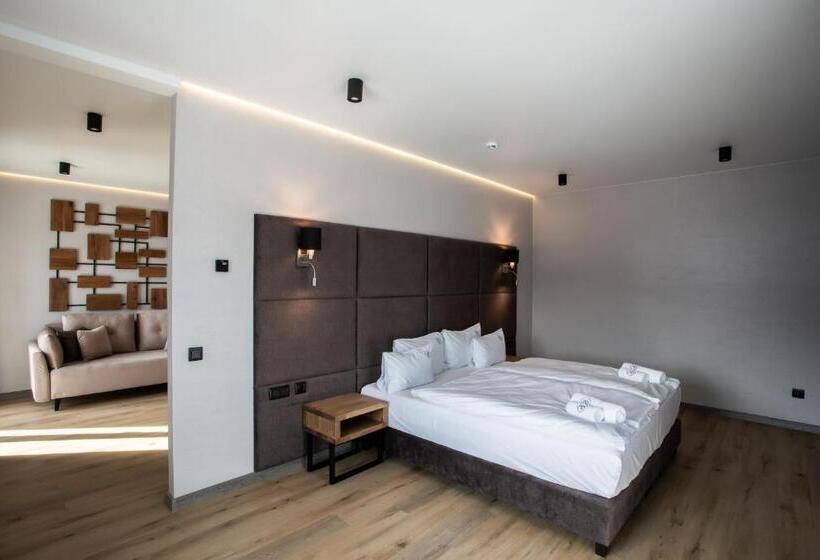 패밀리 룸 산 전망, Premium Club Spa