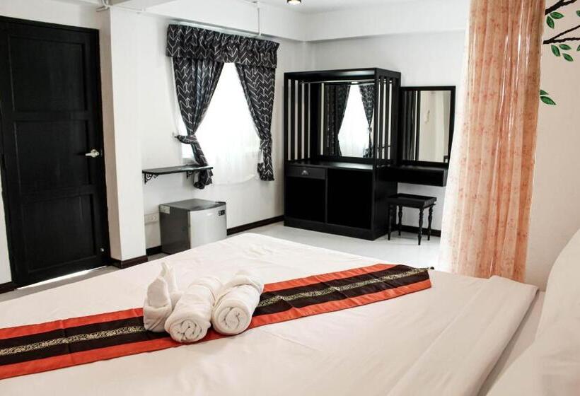 Семейный Номер Deluxe, Vlodge House