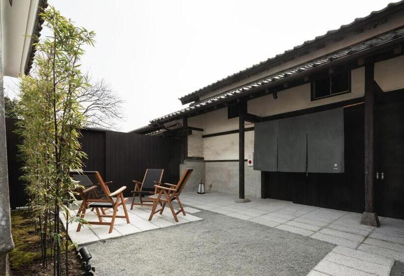اتاق استاندارد با چشم‌انداز باغ, Nazuna Obi Onsen Resort