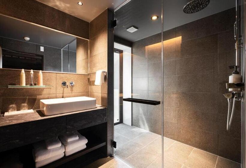 اتاق استاندارد با چشم‌انداز باغ, Nazuna Obi Onsen Resort