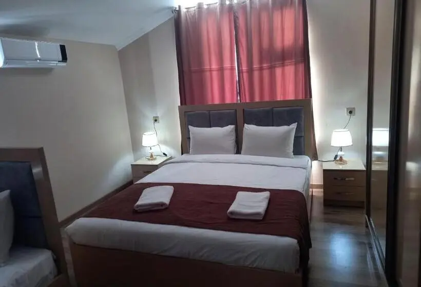 اتاق استاندارد سه نفره, Gold Hotel Quba